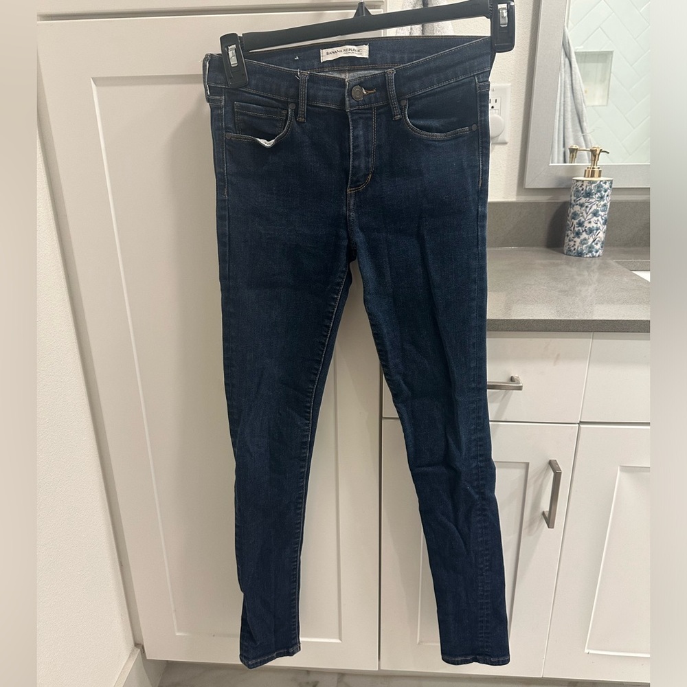 Jeans. Banana Republic, Size 26. Great condition, just don’t fit me anymore.